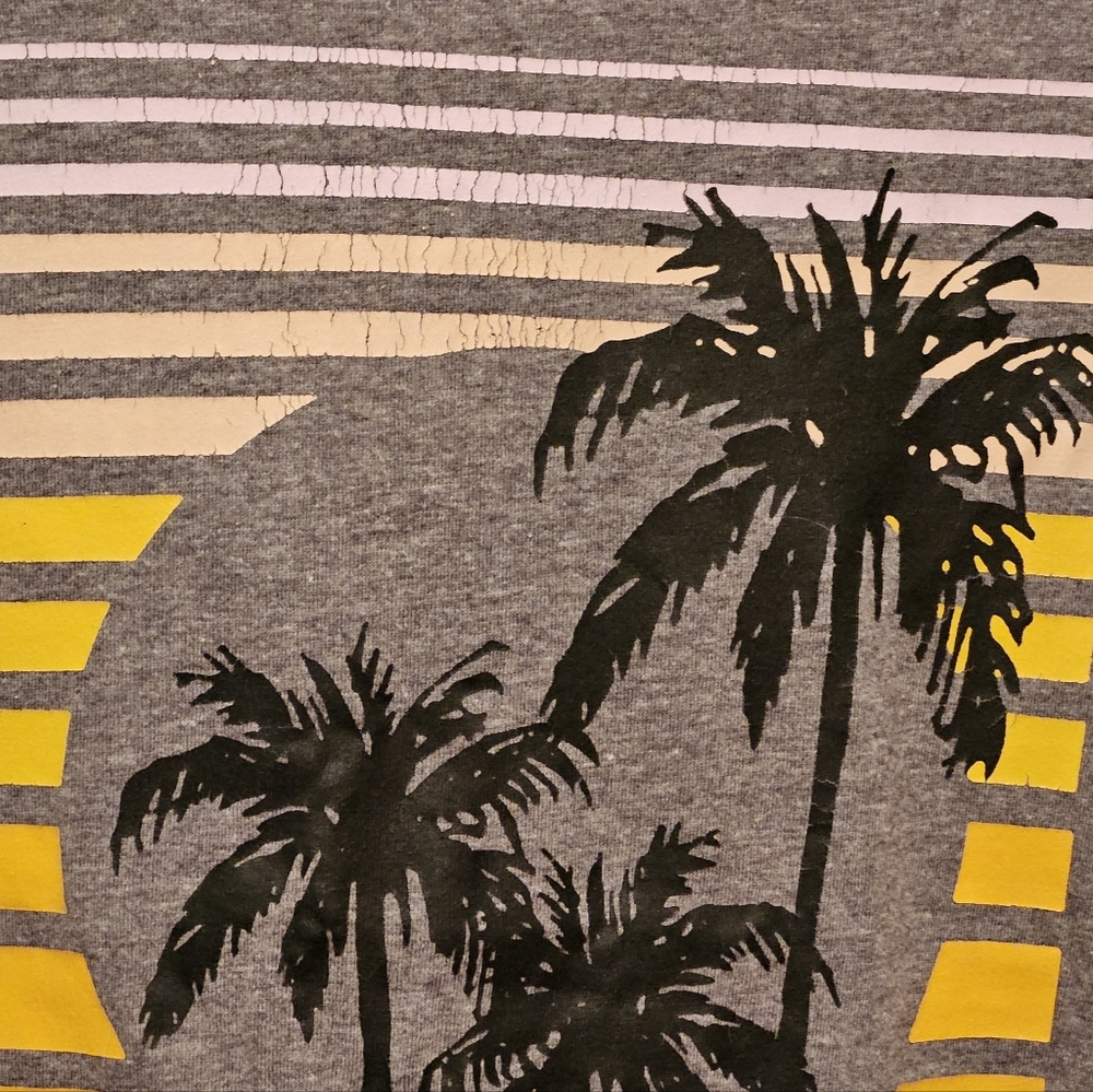 Instant Message Graphic Tee - Picture 3 of 4